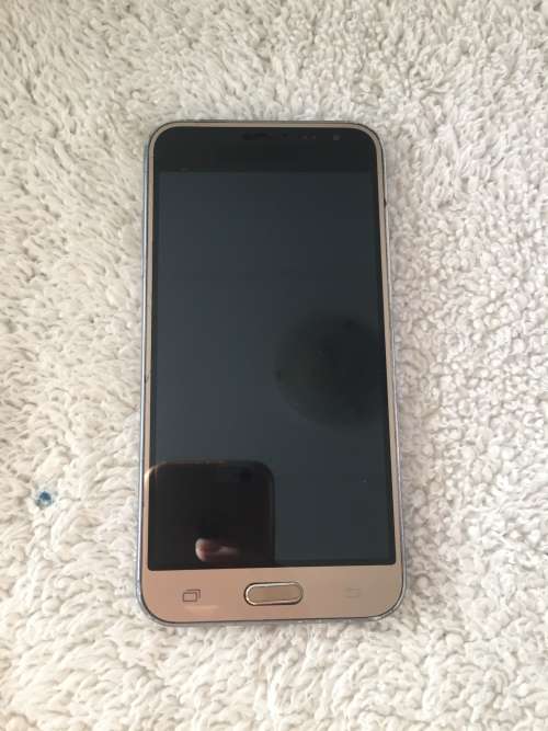 Samsung J5